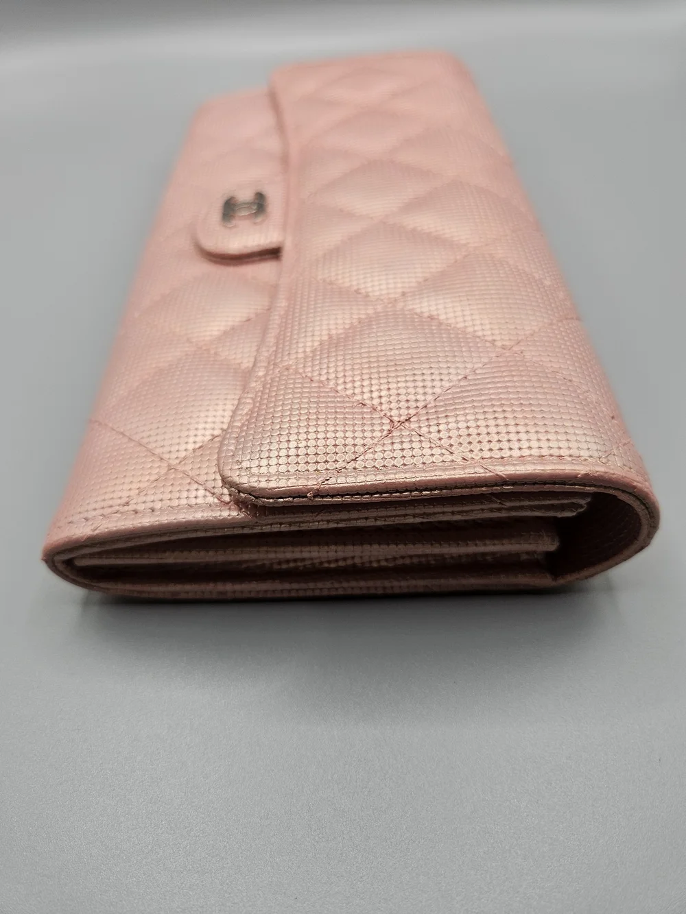 🩷CHANEL Authentic Metallic Calfskin Quilted Pixel Effect Large Flap Wallet🩷